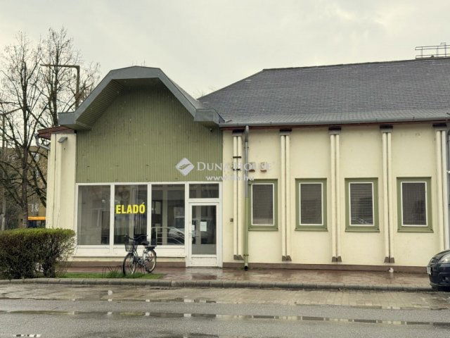 Eladó iroda, Szarvason 160 M Ft / költözzbe.hu