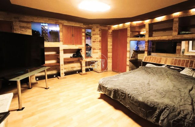 Eladó családi ház, Szegeden 44.9 M Ft, 1 szobás