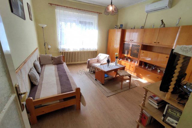 Eladó családi ház, Geresdlakon 48 M Ft, 5 szobás