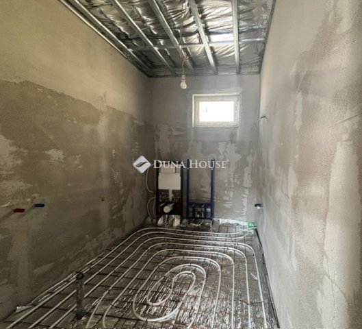 Eladó családi ház, Gyálon 130 M Ft, 4 szobás