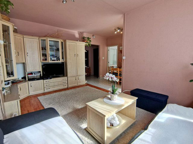 Eladó panellakás, Budapesten, III. kerületben 89 M Ft, 2+2 szobás