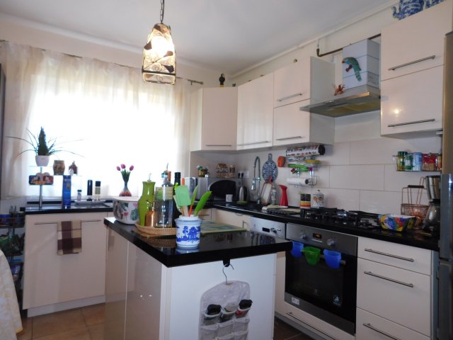 Eladó családi ház, Hévízen 94.242 M Ft, 4+2 szobás