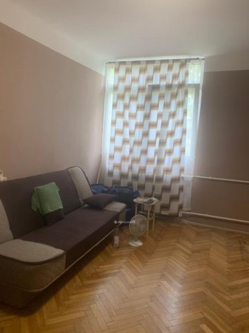 Eladó téglalakás, Gyöngyösön 27.5 M Ft, 1 szobás