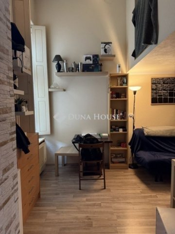 Eladó téglalakás, Budapesten, II. kerületben 58 M Ft, 1 szobás