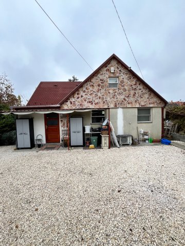 Eladó családi ház, Szadán, Ady Endre utcában 99 M Ft, 6 szobás