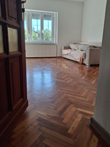 Eladó családi ház, Mohán 58.5 M Ft, 2 szobás
