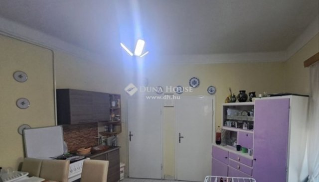 Eladó családi ház, Kisteleken 45 M Ft, 2 szobás