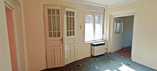 Eladó családi ház, Zalaváron 17.5 M Ft, 3 szobás