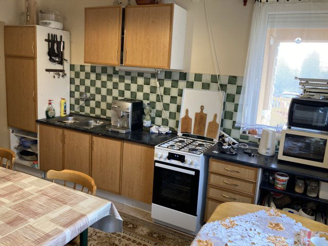 Eladó családi ház, Nyíregyházán 90 M Ft, 2+2 szobás