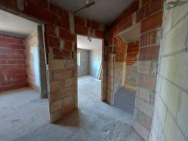 Eladó téglalakás, Pécsett 55 M Ft, 3+1 szobás