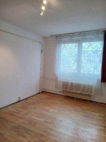 Eladó panellakás, Tatabányán 35.9 M Ft, 2 szobás