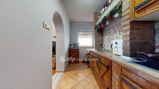 Eladó téglalakás, Nyíregyházán 44.9 M Ft, 3 szobás