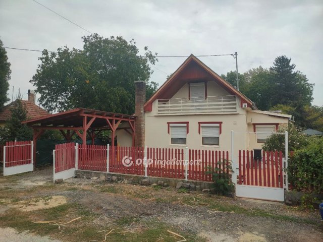 Kiadó nyaraló, Gyulán 230 E Ft / hó, 3+2 szobás