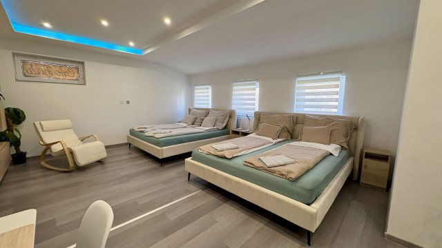 Kiadó családi ház, albérlet, Debrecenben 340 E Ft / hó