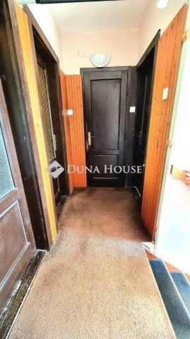 Eladó családi ház, Budapesten, III. kerületben 129.9 M Ft