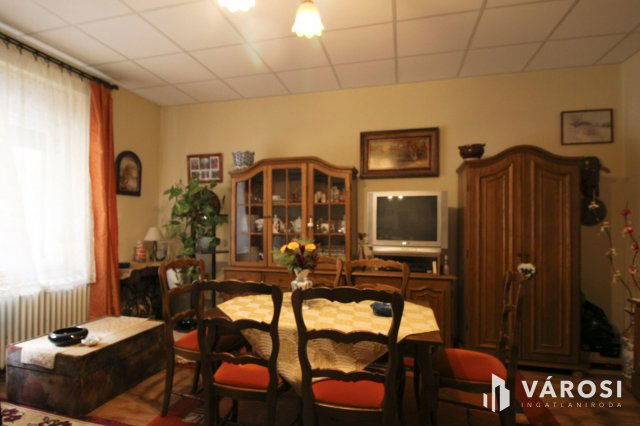 Eladó családi ház, Békéscsabán 32.5 M Ft, 2 szobás