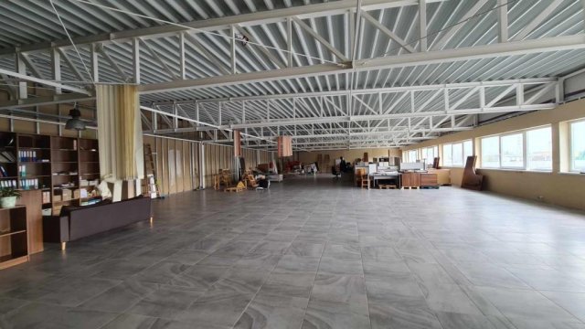 Kiadó ipari ingatlan, Győrött 1260 E Ft / hó