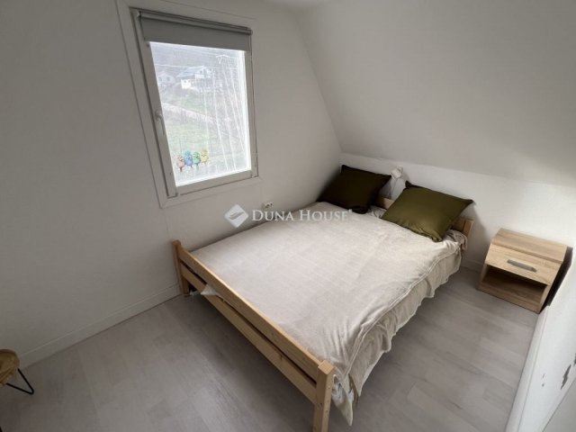 Eladó nyaraló, Kulcson 32.7 M Ft, 3 szobás / költözzbe.hu