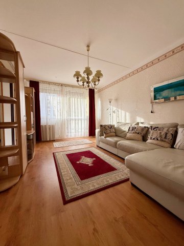 Eladó téglalakás, Pécsett 49.9 M Ft, 3 szobás