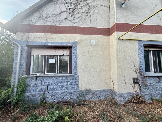 Eladó családi ház, Szászbereken 8.9 M Ft, 3 szobás