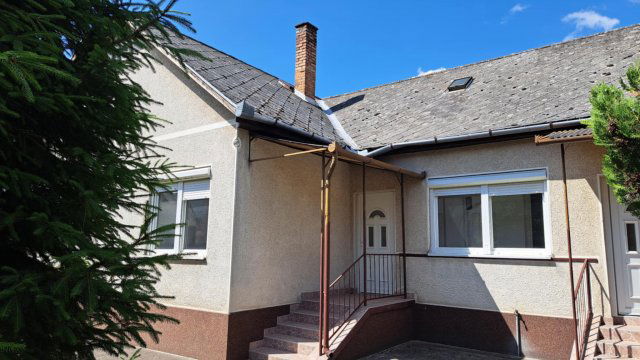 Eladó családi ház, Pásztón 36.9 M Ft, 3+1 szobás