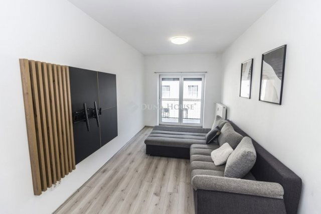 Eladó téglalakás, Szombathelyen 71.9 M Ft, 3 szobás