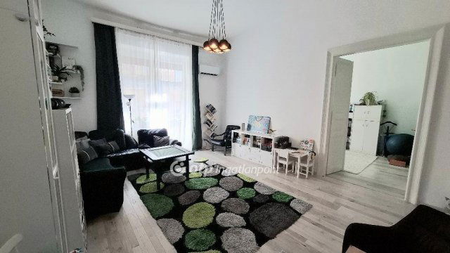 Eladó téglalakás, Budapesten, II. kerületben 125 M Ft, 4 szobás