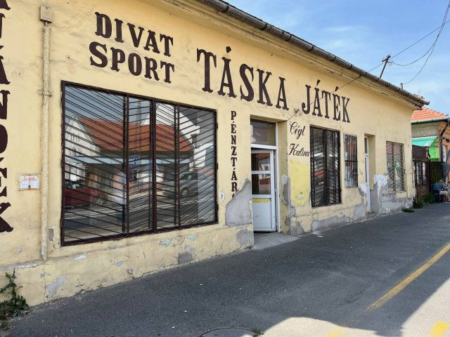 Eladó üzlethelyiség, Sajószentpéteren 31.75 M Ft, 3 szobás