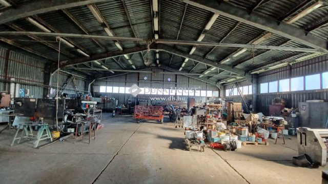 Eladó ipari ingatlan, Bátaszéken 149.9 M Ft