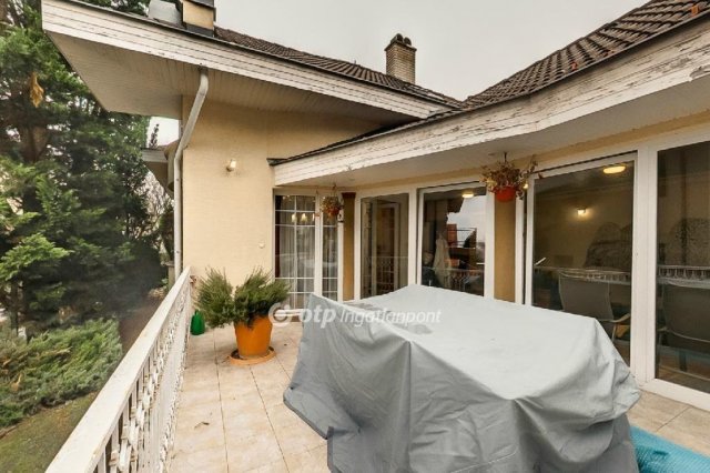 Eladó családi ház, Budapesten, XVIII. kerületben 269.9 M Ft