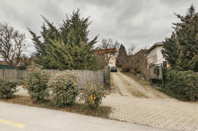 Eladó családi ház, Budapesten, III. kerületben 299 M Ft