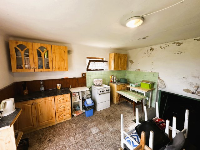 Eladó mezogazdasagi ingatlan, Pécsett 8.5 M Ft