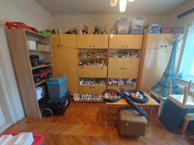 Eladó családi ház, Debrecenben 49.999 M Ft, 2 szobás