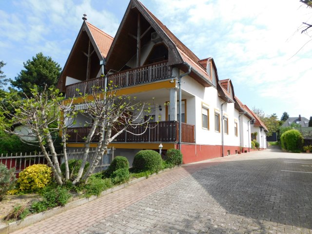 Eladó téglalakás, Balatongyörökön, Mogyorós utcában 52 M Ft