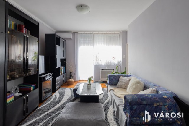 Eladó téglalakás, Gyulán 31.9 M Ft, 2 szobás