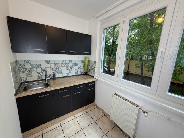 Kiadó panellakás, albérlet, XIV. kerületben, Ormánság utcában