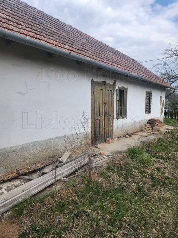 Eladó családi ház, Látrányon 19.9 M Ft, 1 szobás