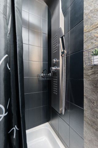 Kiadó téglalakás, albérlet, VII. kerületben, Jósika utcában