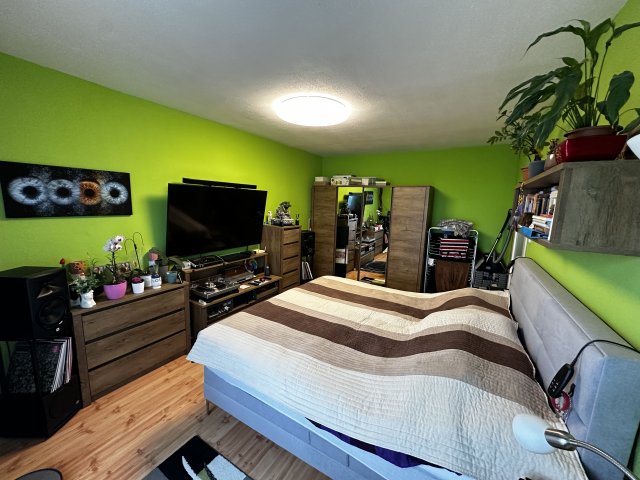 Eladó panellakás, Pécsett 39.5 M Ft, 2 szobás