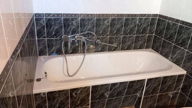 Eladó nyaraló, Nagykörűn 46.2 M Ft, 4 szobás