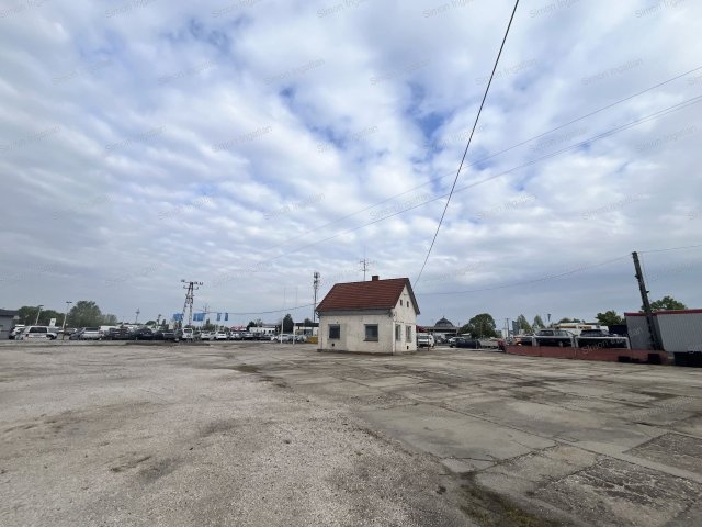 Kiadó ipari ingatlan, Kecskeméten, Szent László körúton