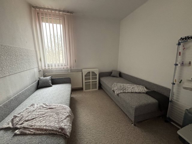 Eladó téglalakás, Debrecenben 76 M Ft, 2+1 szobás