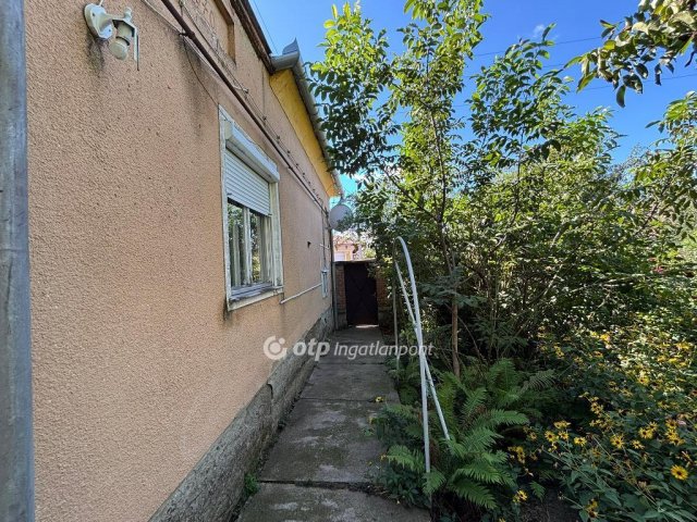 Eladó családi ház, Hajdúhadházon 37.9 M Ft, 3 szobás