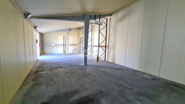 Kiadó ipari ingatlan, Zalaegerszegen 150 E Ft / hó