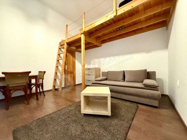 Kiadó téglalakás, albérlet, VIII. kerületben, Rákóczi úton