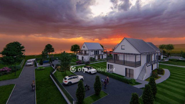 Eladó nyaraló, Balatonakarattyán 205.384 M Ft, 3 szobás