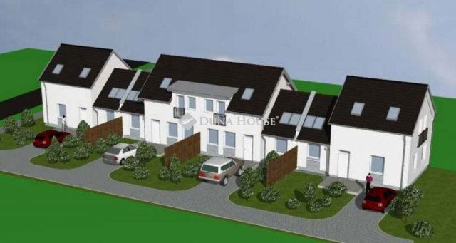 Eladó téglalakás, Cegléden 68 M Ft, 5 szobás