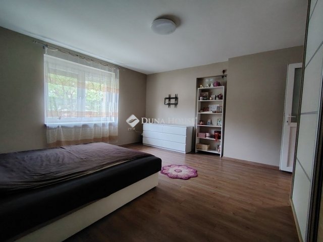 Eladó családi ház, Szegeden 84.9 M Ft, 3 szobás