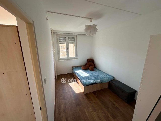 Eladó panellakás, Budapesten, XIV. kerületben 59 M Ft, 1+1 szobás