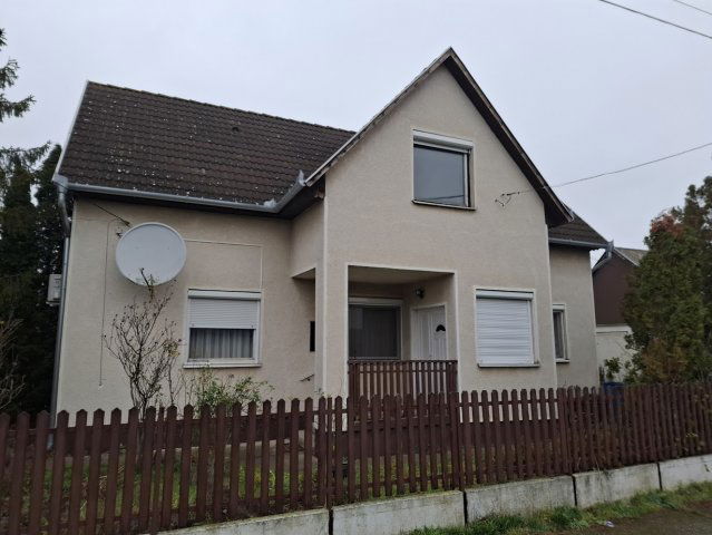 Eladó családi ház, Hajdúszoboszlón 64.9 M Ft, 4 szobás